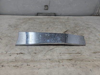 2019 ESCALADE INSERT W/SCREWS NICE CONDITION 32278 - image 1