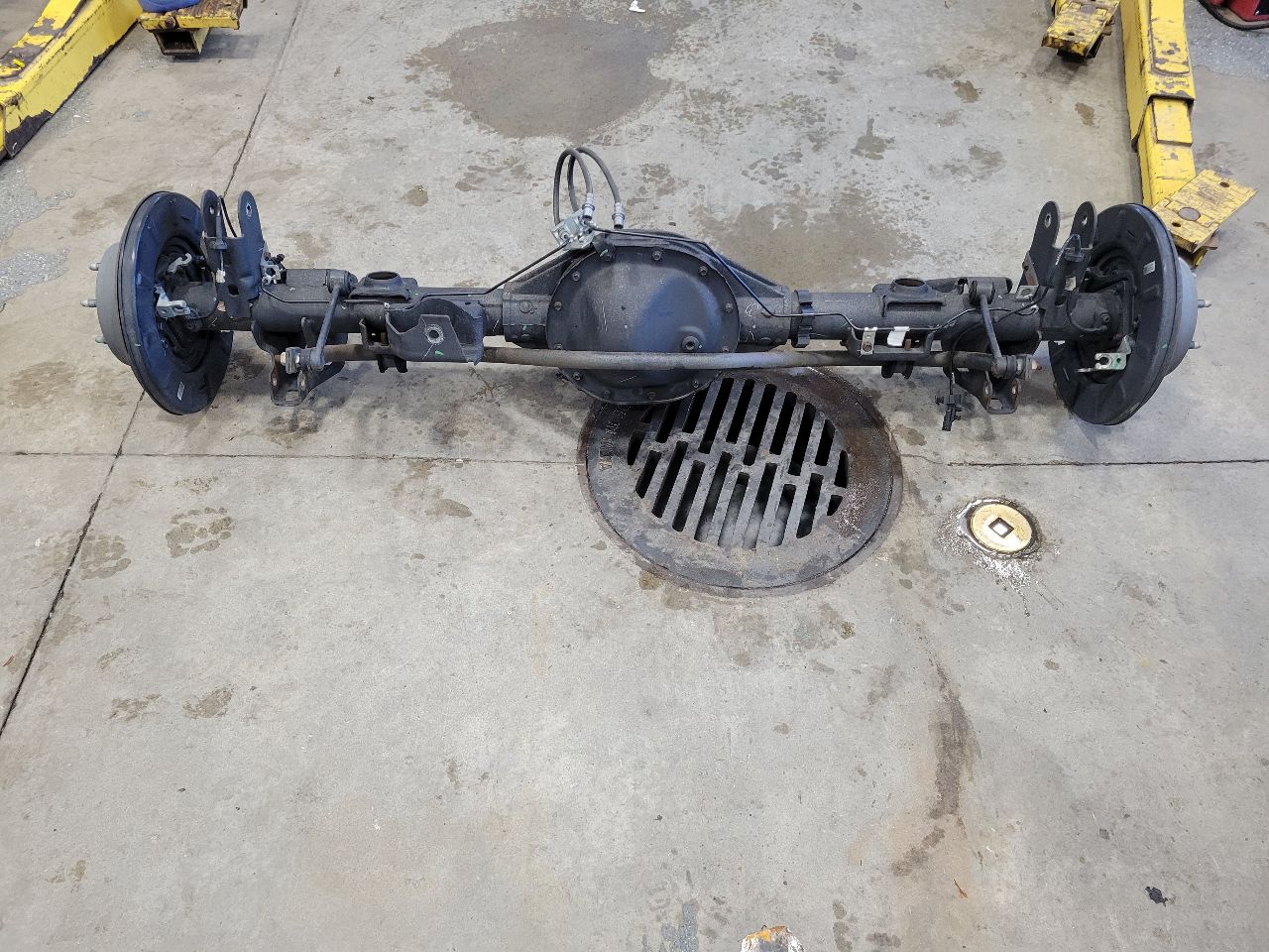 2019 ESCALADE REAR AXLE 3.23 RATIO GU5 22K MI 32284 - image 1