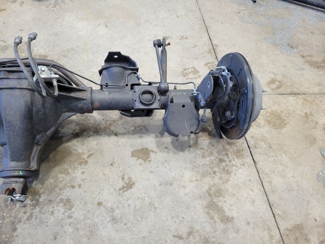 2019 ESCALADE REAR AXLE 3.23 RATIO GU5 22K MI 32284 - image 11