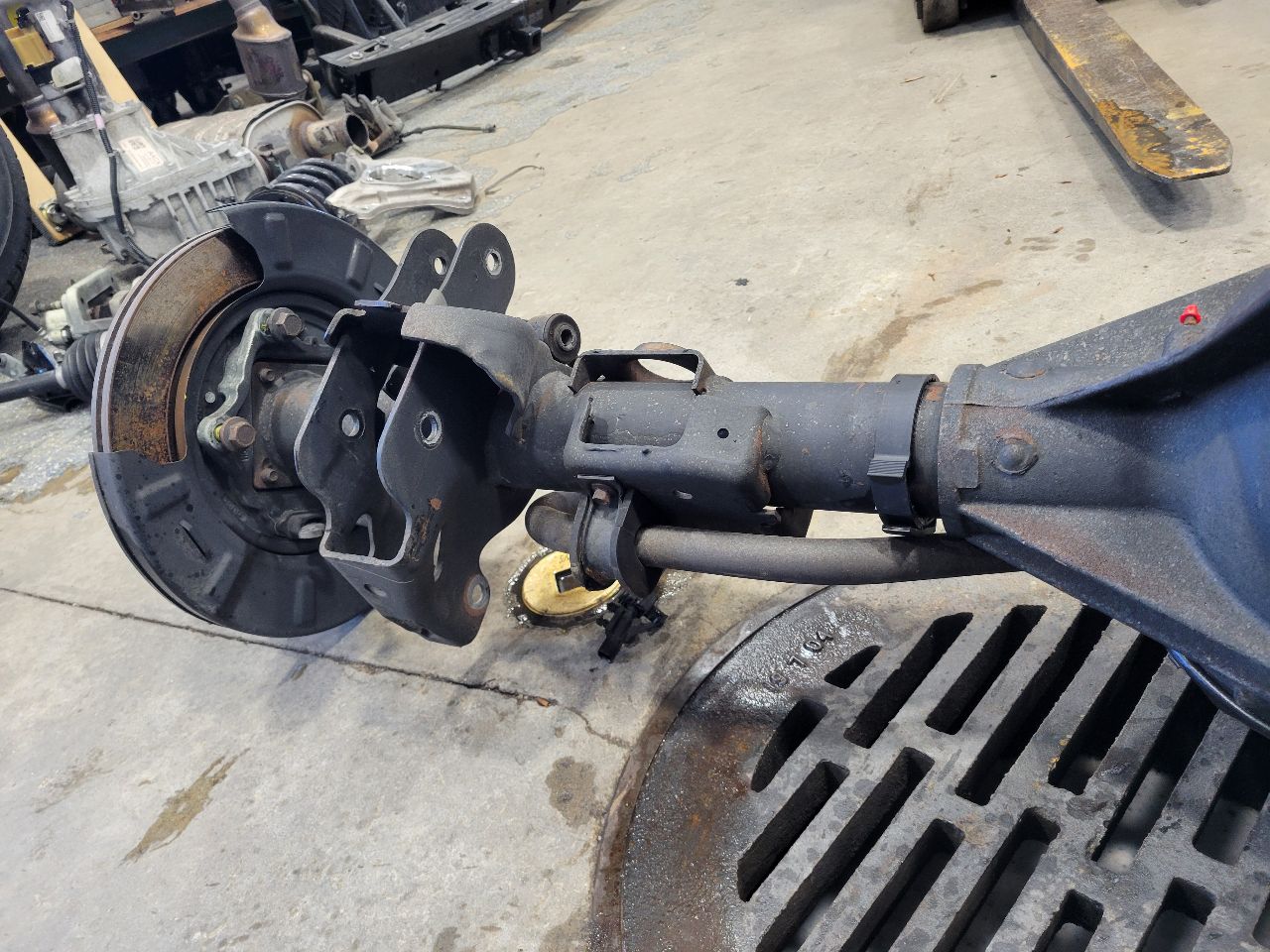 2019 ESCALADE REAR AXLE 3.23 RATIO GU5 22K MI 32284 - image 19