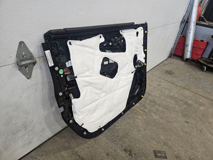 2019 ESCALADE FRONT RH DOOR TRIM PANEL BLACK BROWN 32288 - image 5