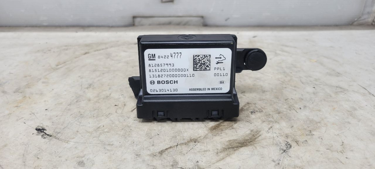 2019 ESCALADE DRIVER PARK ASSIST MODULE 84224777 32296 - image 1