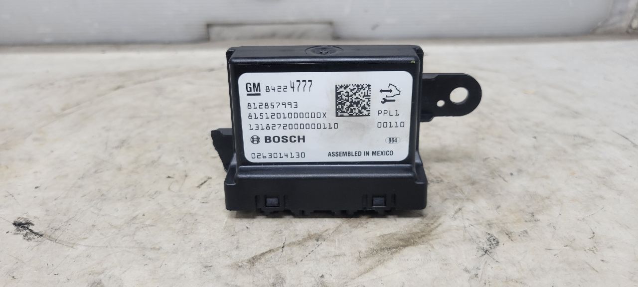 2019 ESCALADE DRIVER PARK ASSIST MODULE 84224777 32296 - image 2