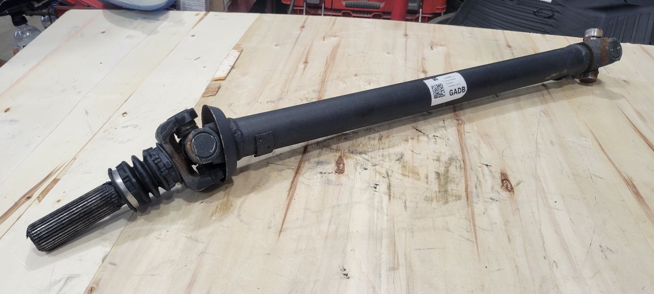 2019 ESCALADE FRONT DRIVESHAFT GADB 22760960 22K 32304 - image 8