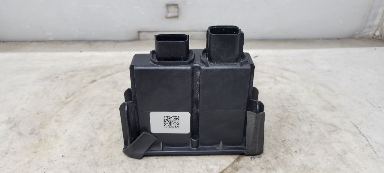 2019 ESCALADE RUNNING BOARD MODULE 84381768 32306 - image 1