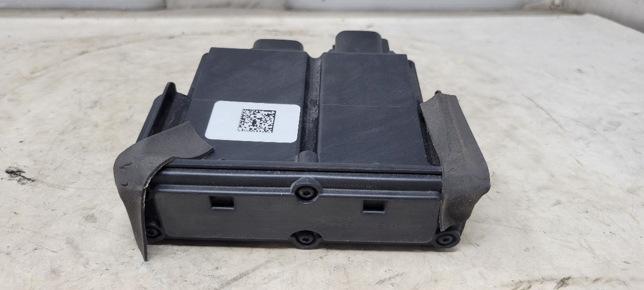 2019 ESCALADE RUNNING BOARD MODULE 84381768 32306 - image 7