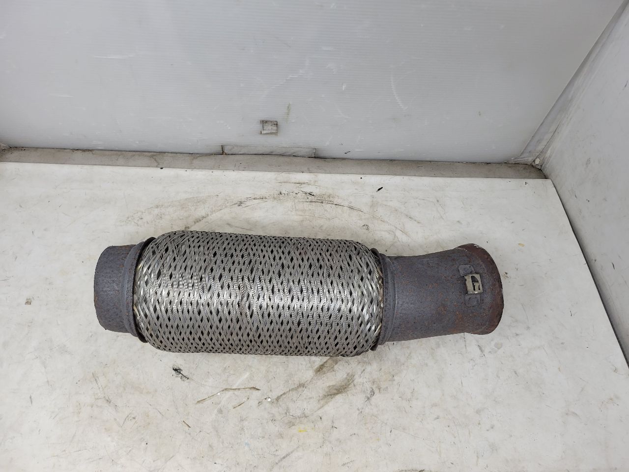 2019 ESCALADE CATBACK TO Y PIPE EXHAUST FLANGE 3.5 32309 - image 2