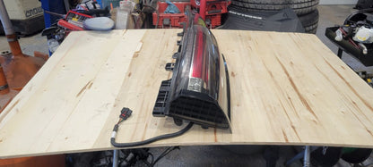 2019 ESCALADE RH TAIL LIGHT TESTED ALL LEDS WORK 32315 - image 2