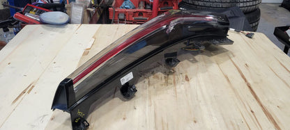 2019 ESCALADE RH TAIL LIGHT TESTED ALL LEDS WORK 32315 - image 7