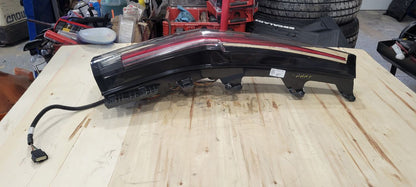 2019 ESCALADE LH TAIL LIGHT TESTED ALL LEDS WORK 32316 - image 4