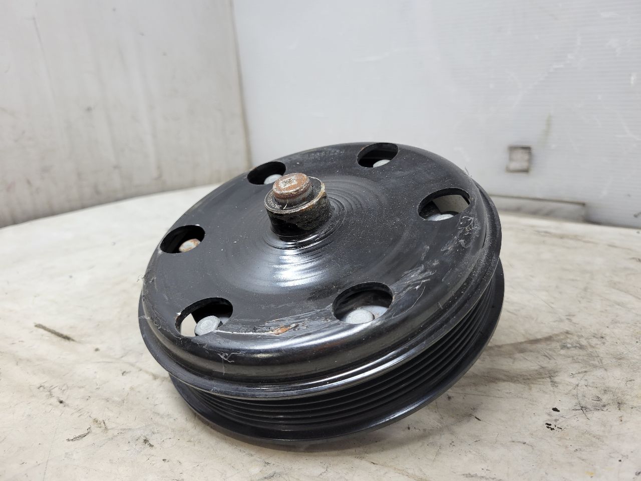 2019 ESCALADE WATER PUMP & PULLEY ONLY 22K MILES 32324 - image 3
