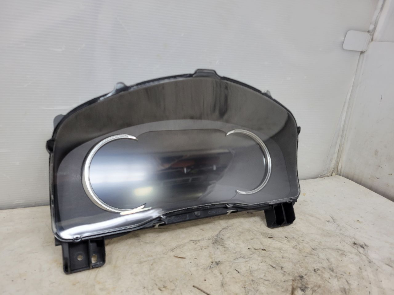 2019 ESCALADE SPEEDOMETER CLUSTER 84587608 22K 32336 - image 1