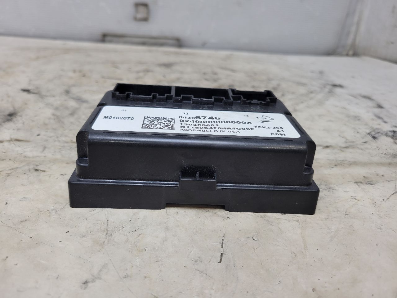2019 ESCALADE TRANSFER CASE MODULE 84366746 32341 - image 2