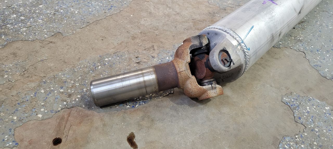 2019 ESCALADE 4WD REAR DRIVESHAFT 22K 84083947 32346 - image 8