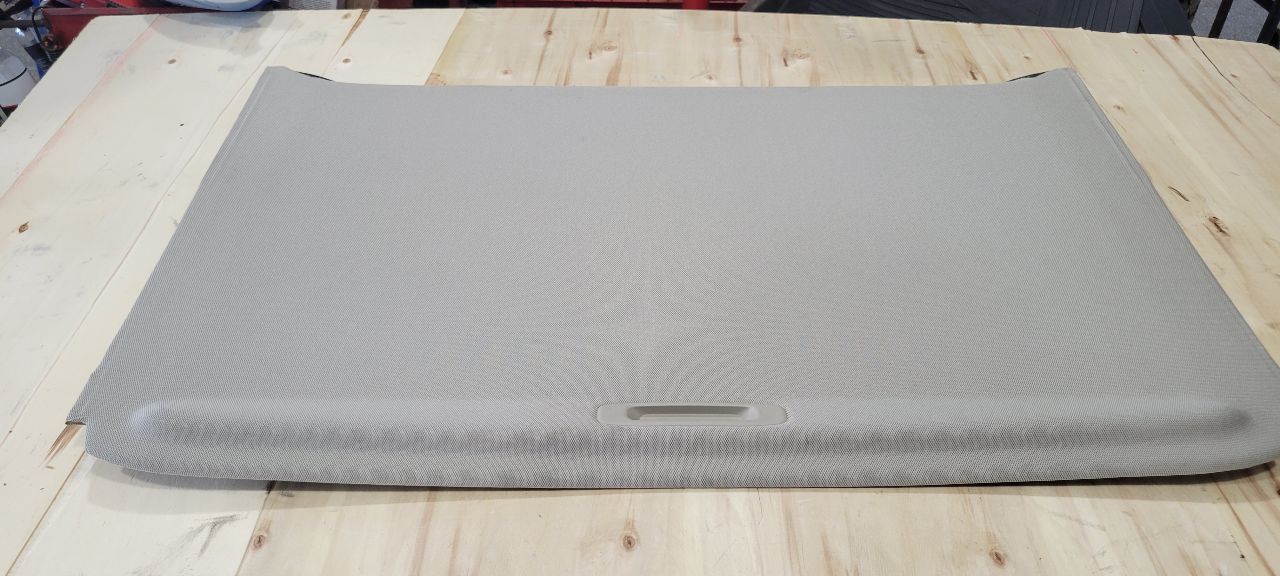 2019 ESCALADE SUNROOF SHADE SHALE 84130080 32355 - image 1