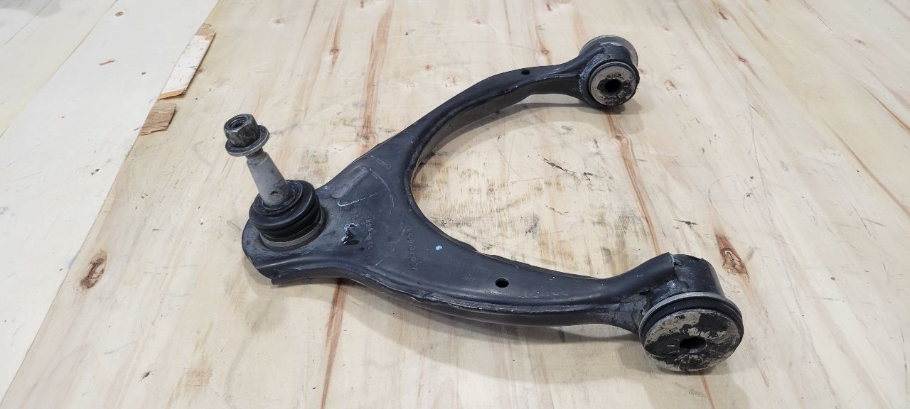 2019 ESCALADE RH UPPER CONTROL ARM 13042002 32357 - image 4