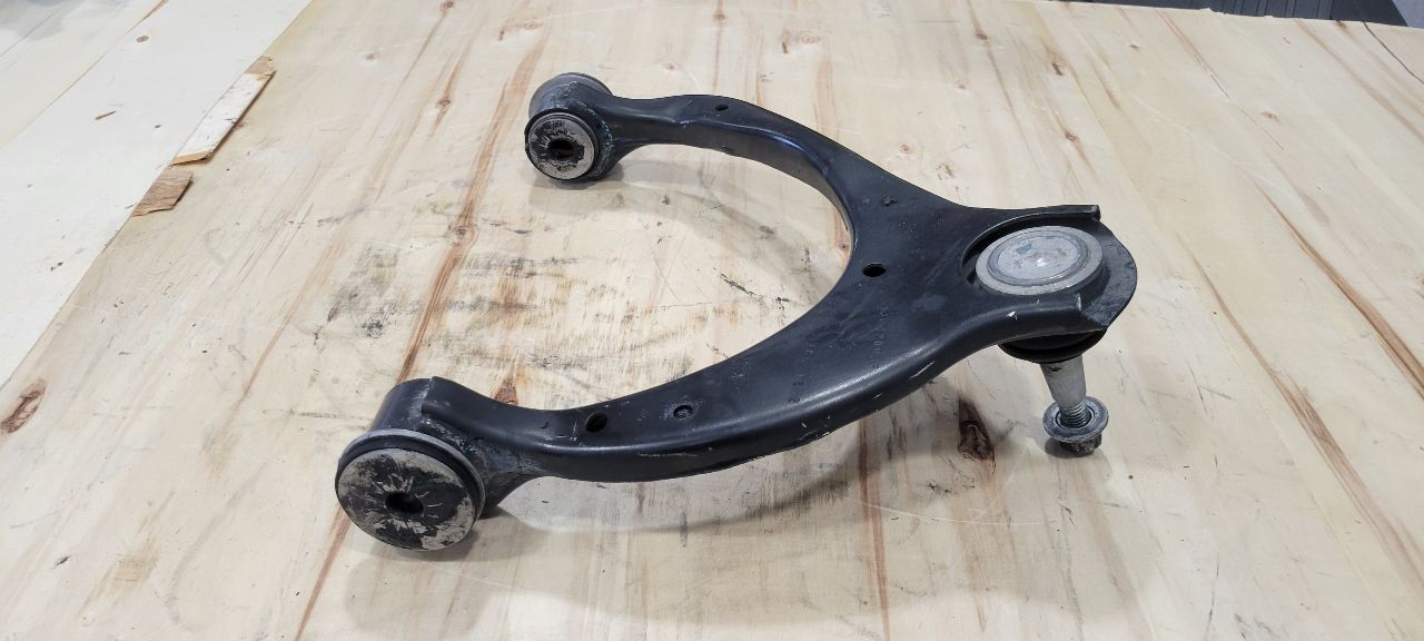 2019 ESCALADE RH UPPER CONTROL ARM 13042002 32357 - image 6