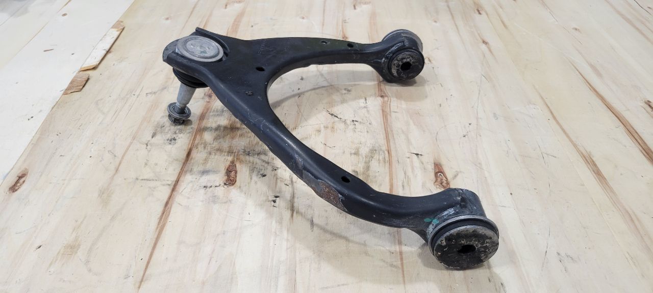 2019 ESCALADE RH UPPER CONTROL ARM 13042002 32357 - image 8