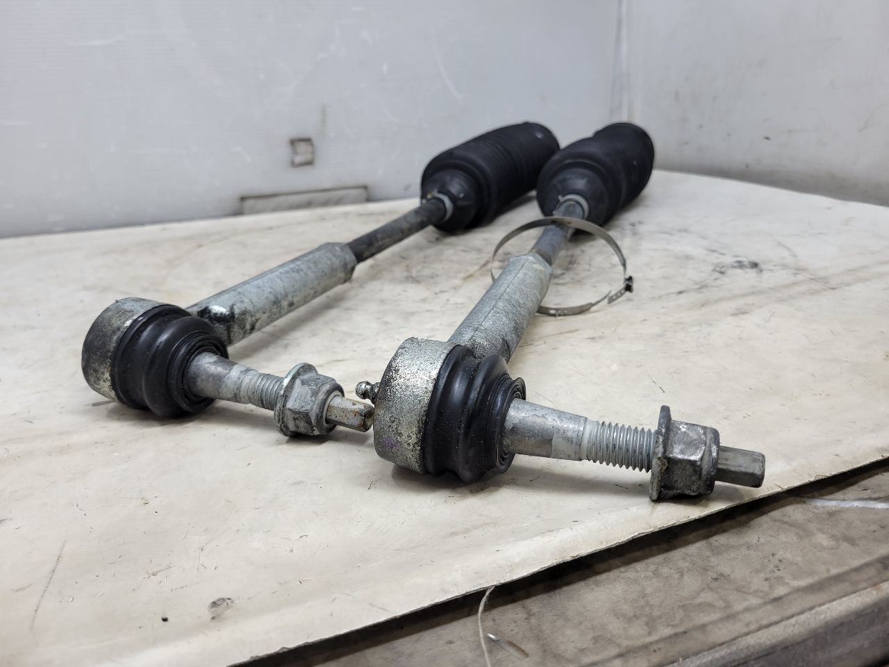 2019 ESCALADE INNER & OUTER TIE RODS PAIR 22K 32361 - image 5