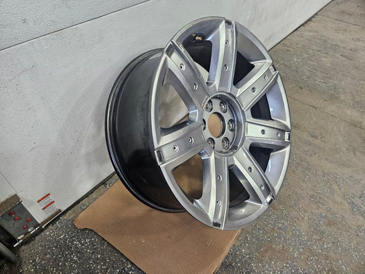 2019 ESCALADE 22x9 SILVER WHEEL NO INSERTS 32370 - image 2