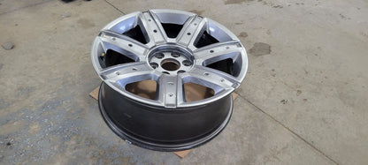 2019 ESCALADE 22x9 SILVER WHEEL NO INSERTS 32372 - image 6