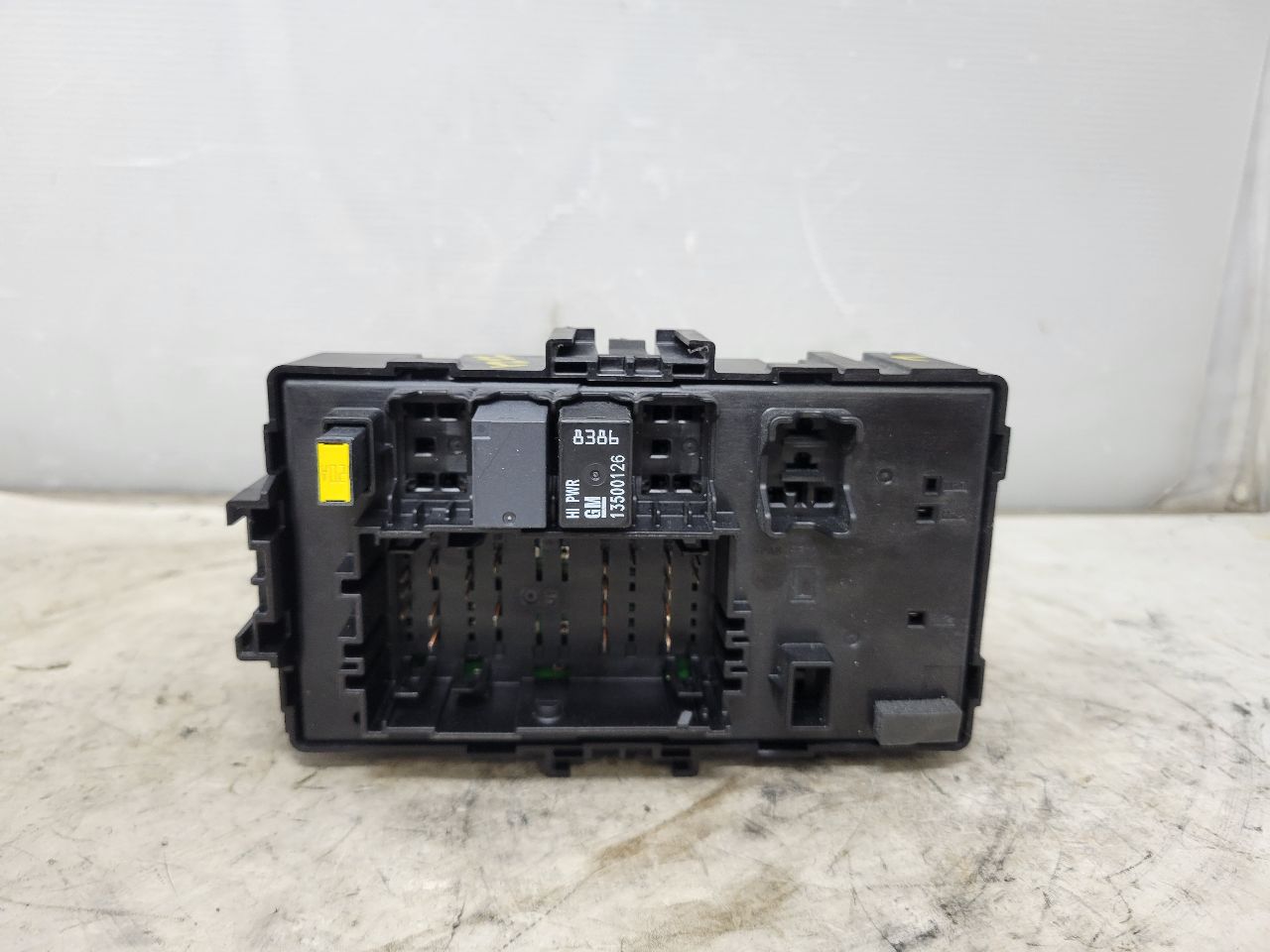 2019 ESCALADE DASH CABIN FUSE BOX 84114432 32384 - image 6