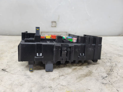 2019 ESCALADE DASH CABIN FUSE BOX 84114433 32385 - image 4