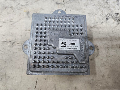 2019 ESCALADE DRL MARKER LIGHT MODULE L90052818 32404 - image 6