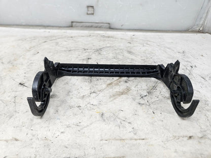 2019 ESCALADE FUSE BLOCK LOCKING HANDLE ONLY 32406 - image 9