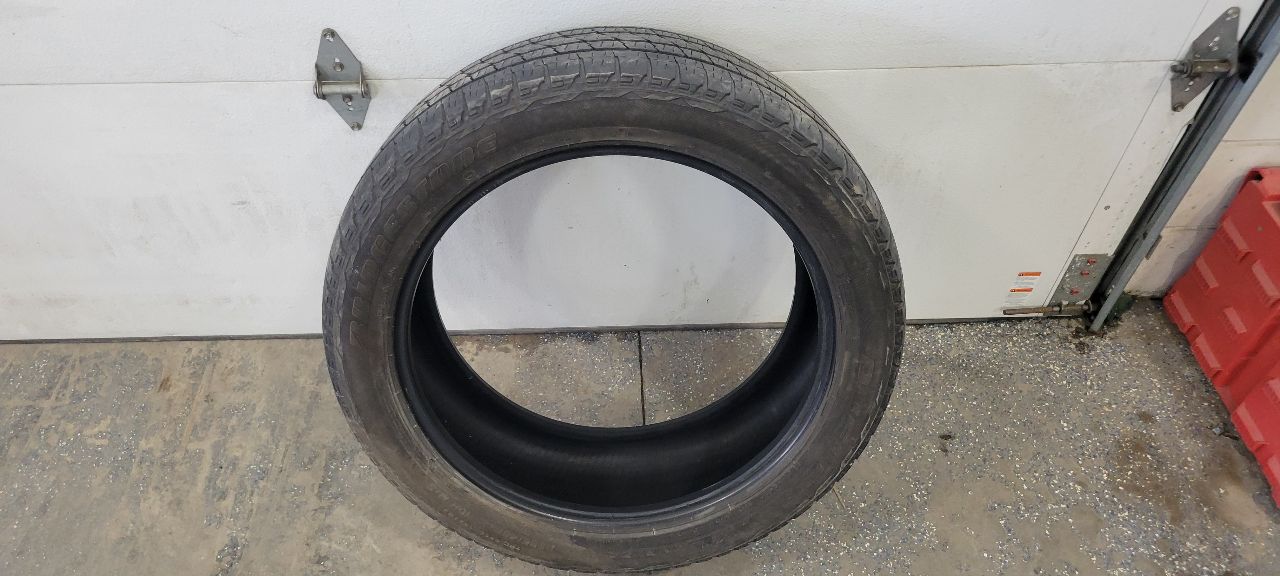 2019 ESCALADE 285/45R22 DUELER ALENZA 5/32" TIRE 32409 - image 2