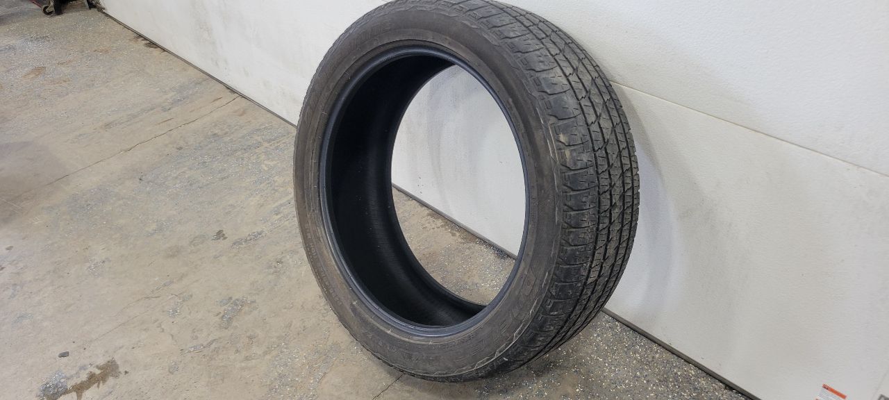 2019 ESCALADE 285/45R22 DUELER ALENZA 5/32" TIRE 32409 - image 3