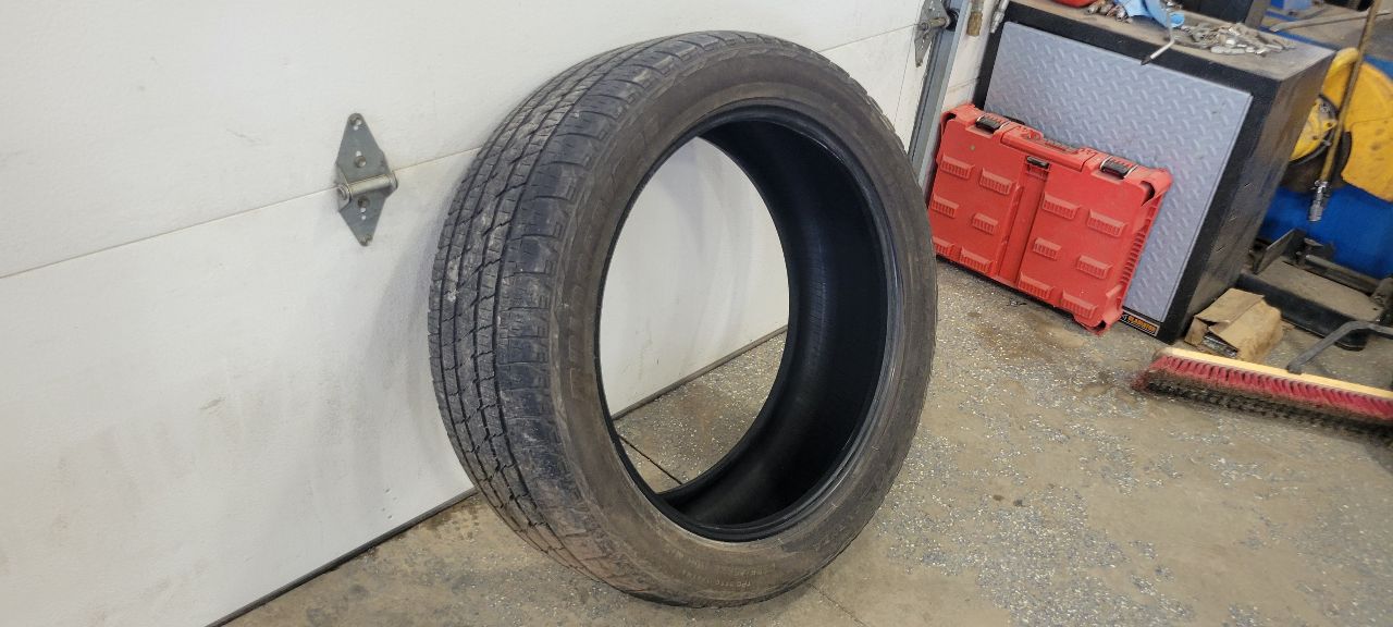 2019 ESCALADE 285/45R22 DUELER ALENZA 5/32" TIRE 32409 - image 4