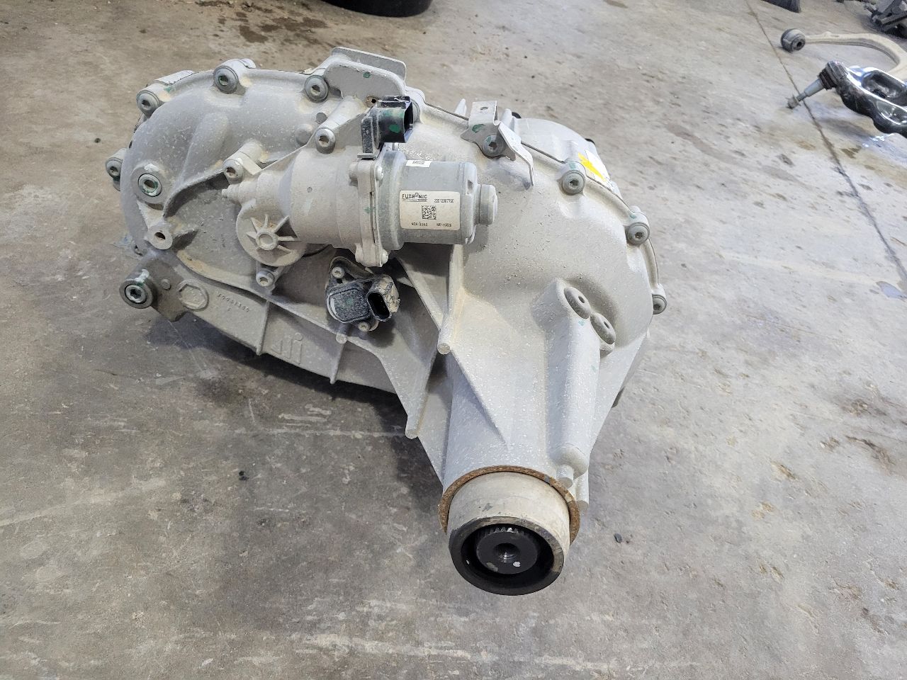 2024 SILVRDO15 TRANSFER CASE 10 SPEED AUTO BFG 14K 32416 - image 3