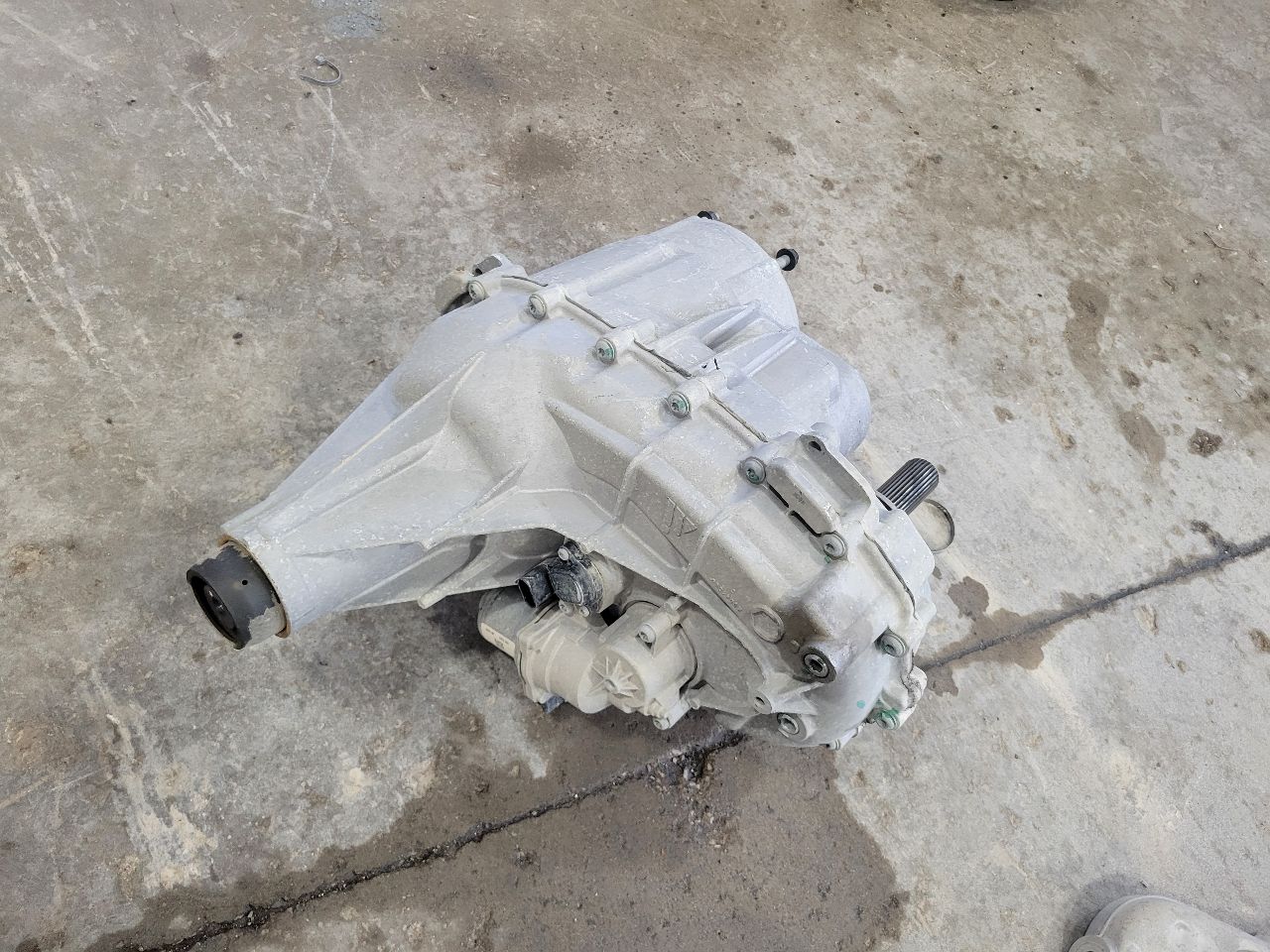 2024 SILVRDO15 TRANSFER CASE 10 SPEED AUTO BFG 14K 32416 - image 12