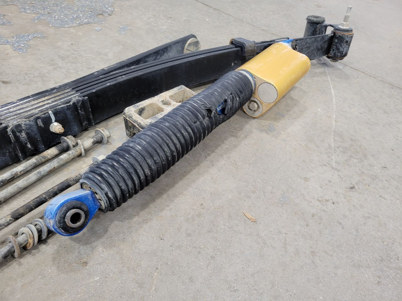 2022 SIERRA ZR2 AT4X DSSV FULL SUSPENSION KIT 32418 - image 4