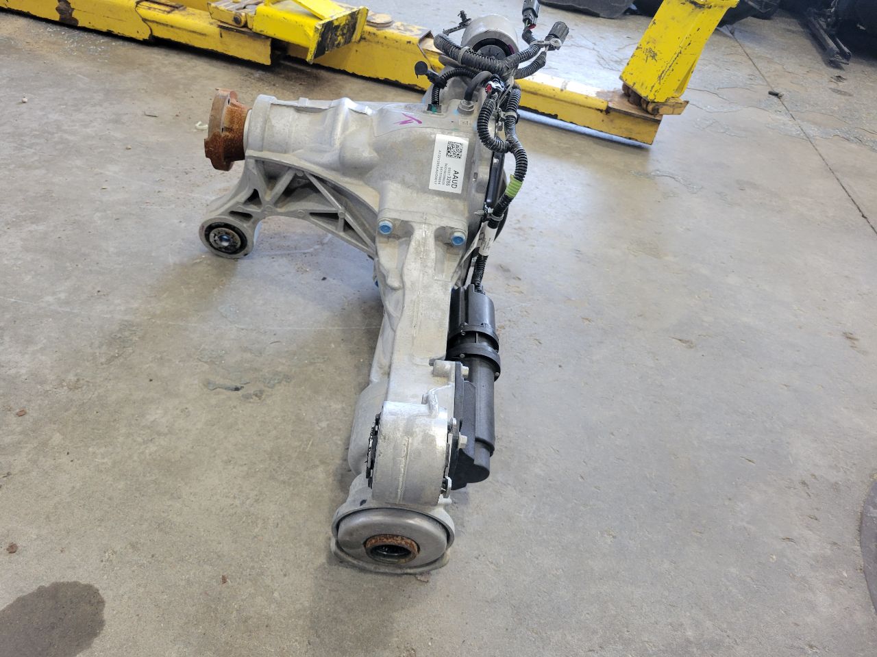 2022 SIERRA150 ZR2 AT4X FRONT AXLE ELEC LOCK 14K 32428 - image 3