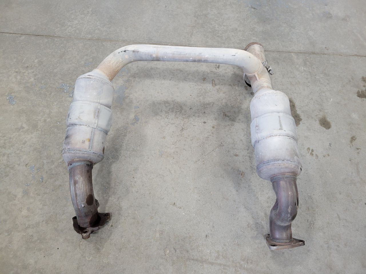 2020 SIERDEN15 6.2L L87 OEM EXHAUST Y PIPE 65K MILES 32446 - image 1