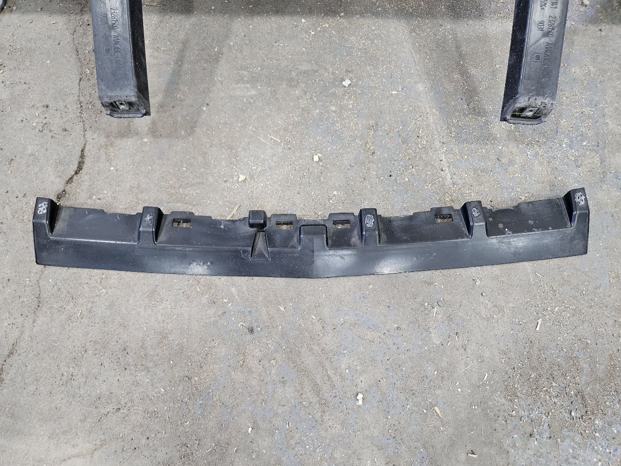 2019 CAMARO SS REAR BUMPER QUAD OUTLET RED G7E 32462 - image 3