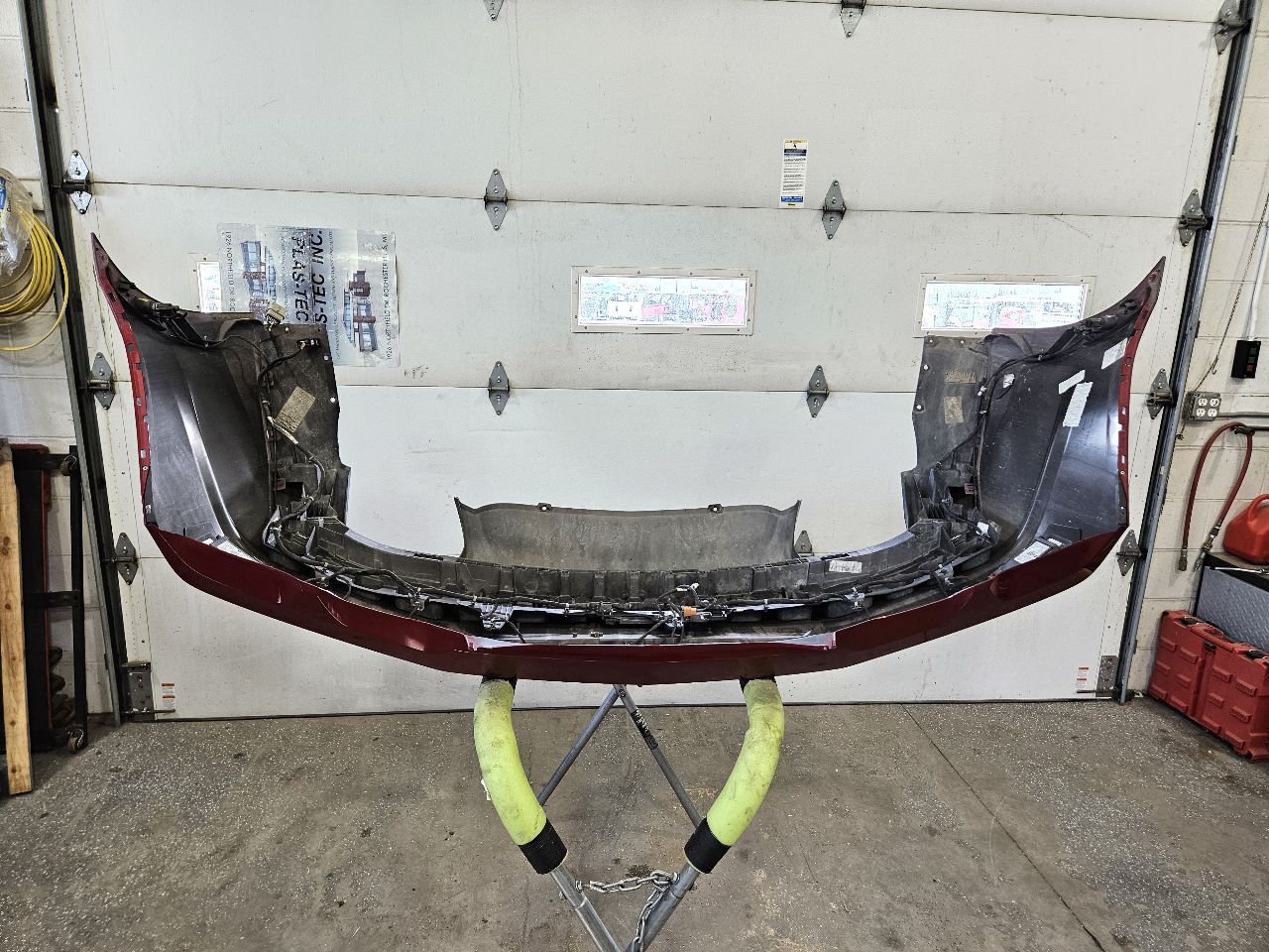 2019 CAMARO SS REAR BUMPER QUAD OUTLET RED G7E 32462 - image 13