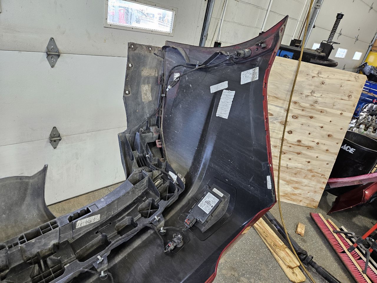 2019 CAMARO SS REAR BUMPER QUAD OUTLET RED G7E 32462 - image 18