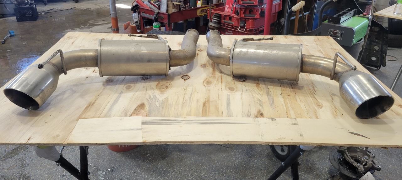 2019 CAMARO SR-S EXHAUST MUFFLERS AXLE BACK 6.2L 32463 - image 1