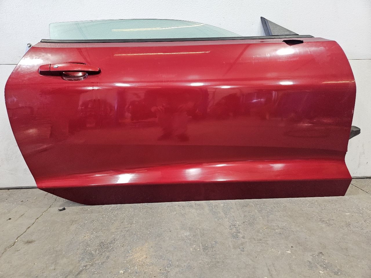 2019 CAMARO RH DOOR CAUGHT RED HANDED G7E 000 32464 - image 1
