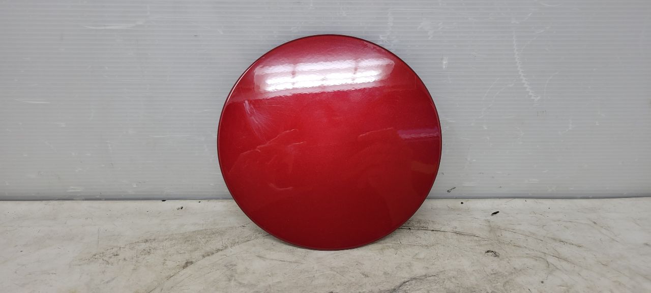 2019 CAMARO GAS TANK FUEL FILLER DOOR CAUGHT RED 32465 - image 1