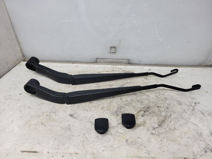 2019 CAMARO WINDSHIELD WIPER ARMS PAIR LH RH 32471 - image 1