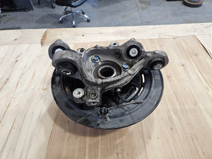 2019 CAMARO RH PASSENGER REAR SPINDLE SS 1LE 19K 32475 - image 1