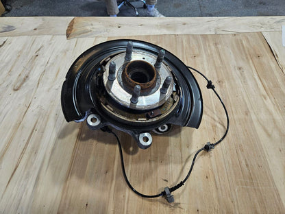 2019 CAMARO RH PASSENGER REAR SPINDLE SS 1LE 19K 32475 - image 4