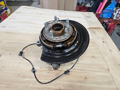 2019 CAMARO RH PASSENGER REAR SPINDLE SS 1LE 19K 32475 - image 7