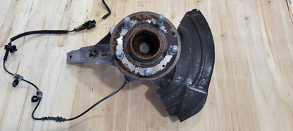 2019 CAMARO LH DRIVER FRONT SPINDLE W/HUB 19K 32476 - image 9
