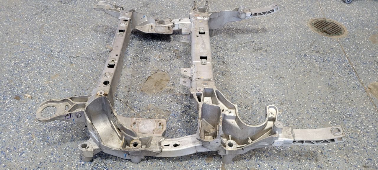 2019 CAMARO 6.2L FRONT ENGINE SUSPENSION CRADLE 32479 - image 16
