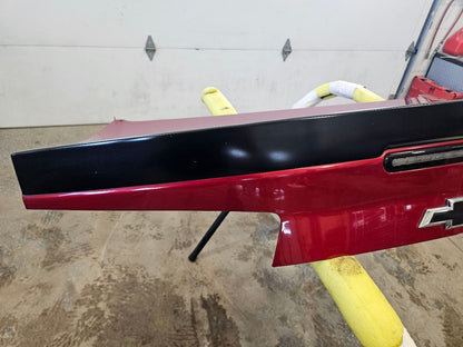 2019 CAMARO DECKLID W/1LE SPOILER RED G7E 32481 - image 2